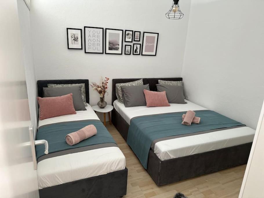 Beautiful Fully Renovated Apartment By The Sea, Large Balcony With Enchanting Views Neum Zewnętrze zdjęcie